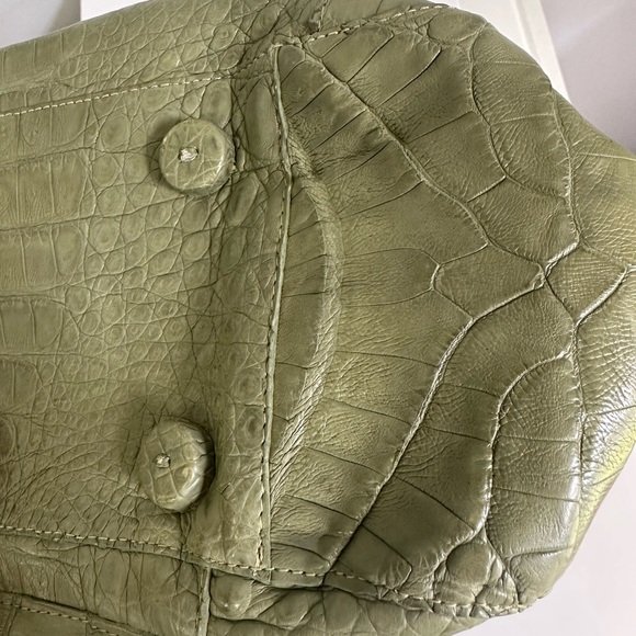 Authentic Nancy Gonzalez Cream Green Crocodile Handbag - Picture 10 of 13